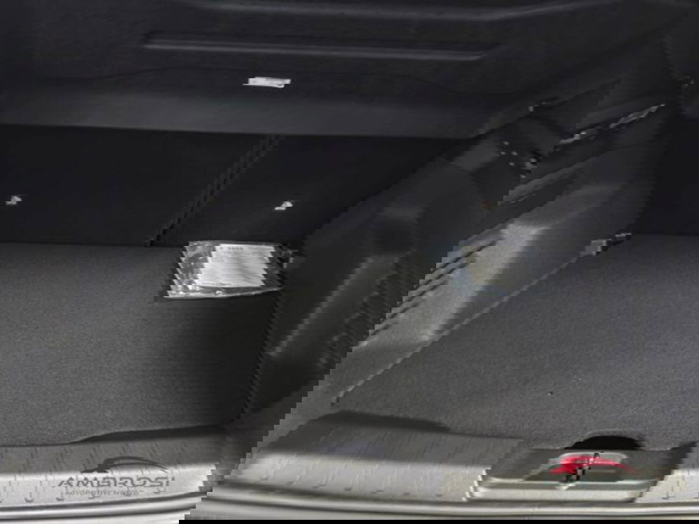 Jeep Avenger nuova a Perugia (9)