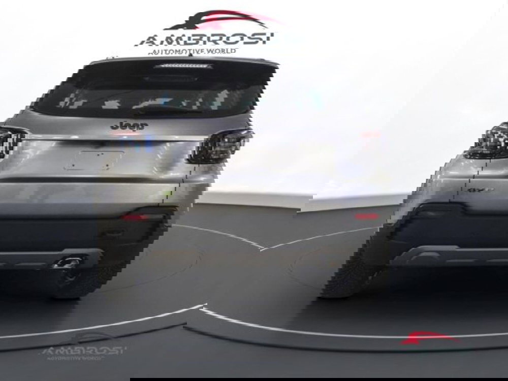 Jeep Avenger nuova a Perugia (8)