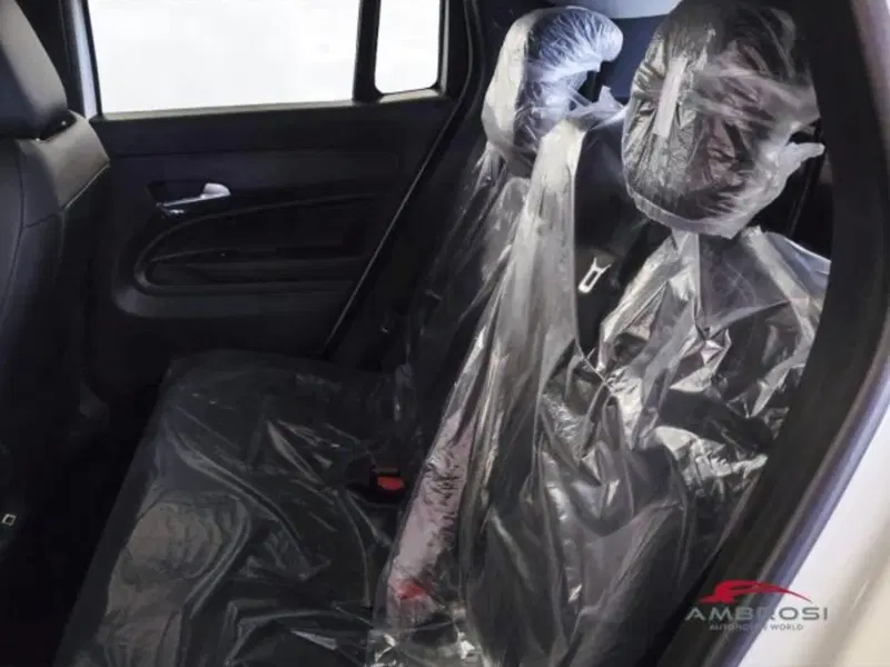 Jeep Avenger nuova a Perugia (11)