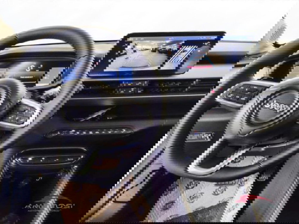 Jeep Avenger nuova a Perugia (15)