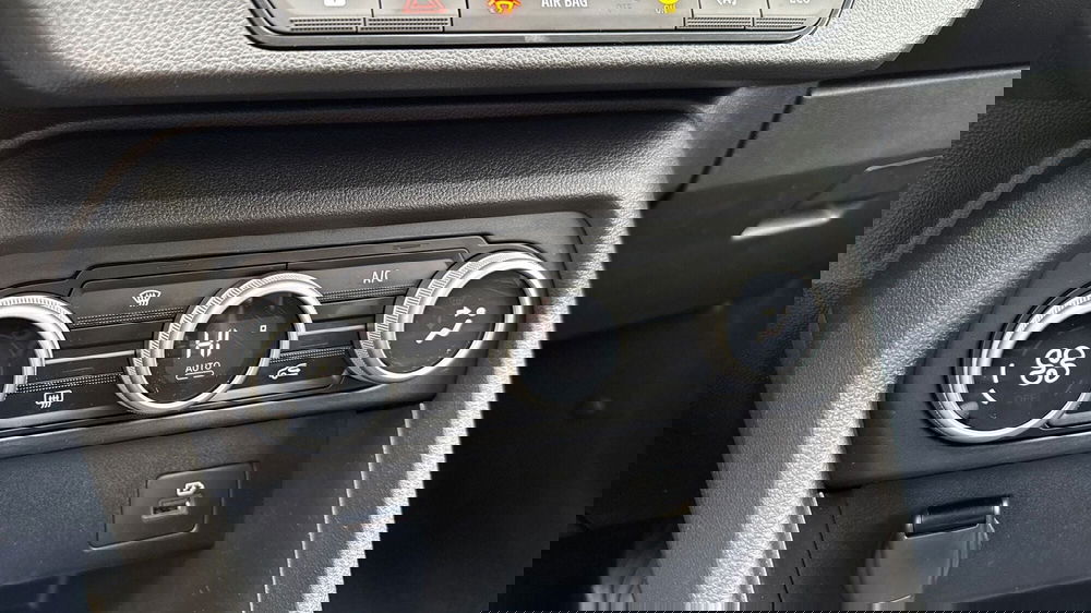 Dacia Sandero usata a Treviso (9)