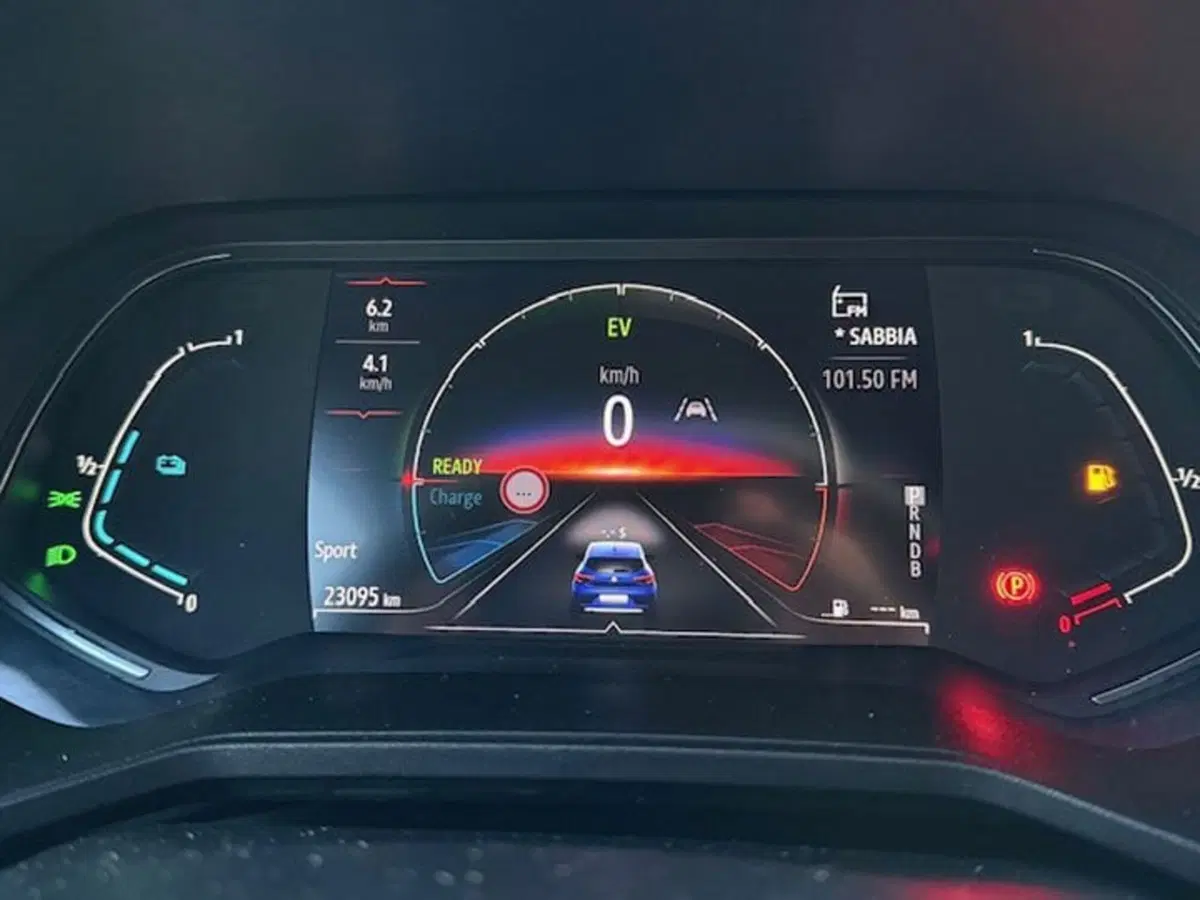 Renault Clio usata a Rimini (10)