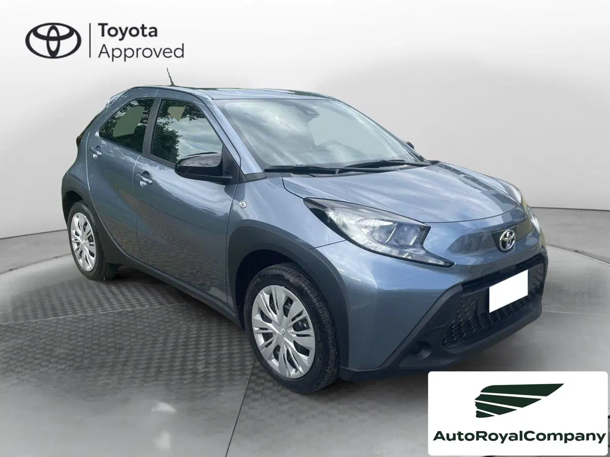 Toyota Aygo X nuova a Roma (7)
