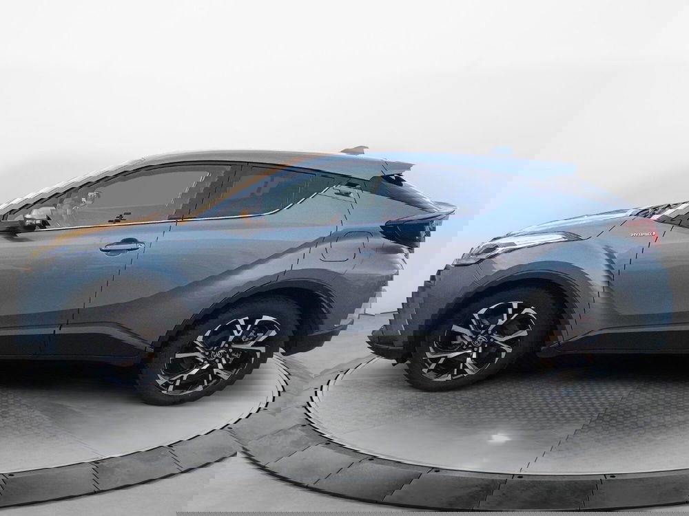 Toyota Toyota C-HR usata a Reggio Calabria (2)