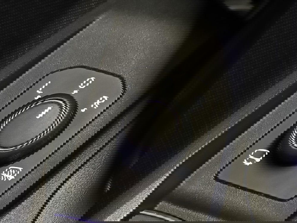 Cupra Formentor usata a Lecco (9)