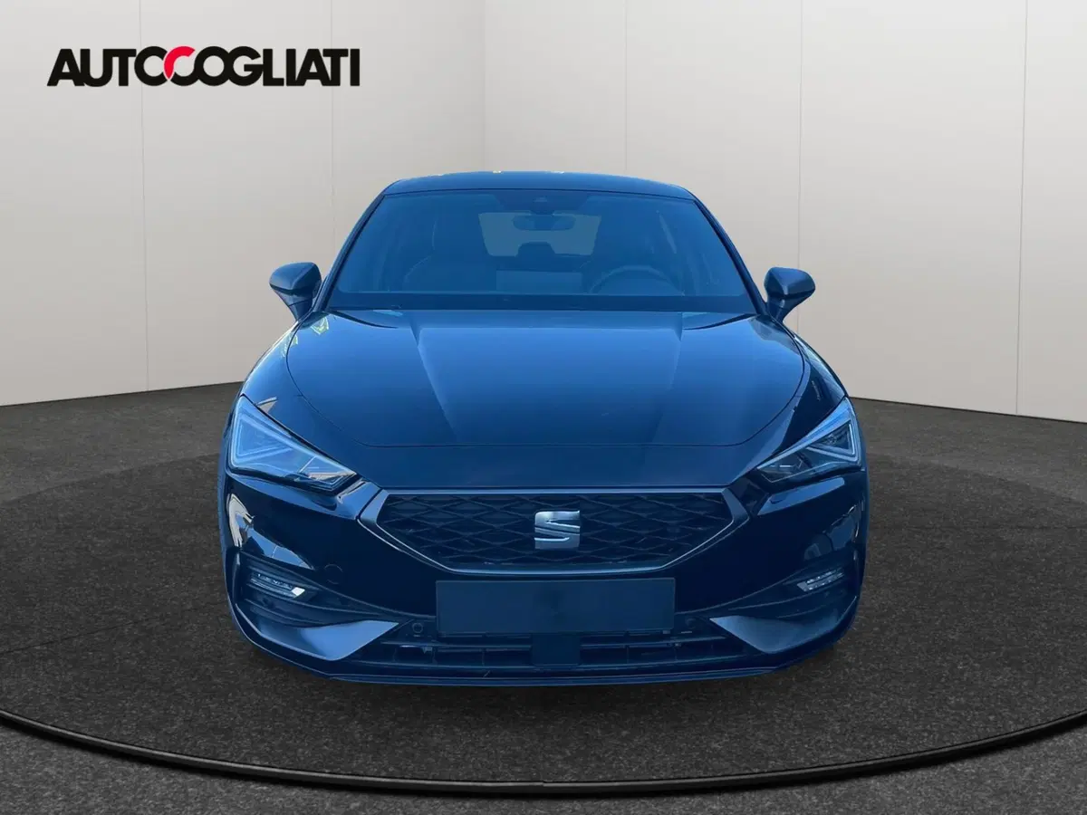 SEAT Leon nuova a Lecco (2)