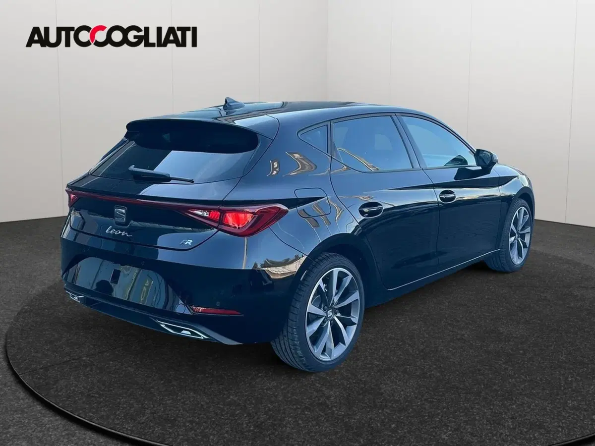 SEAT Leon nuova a Lecco (4)
