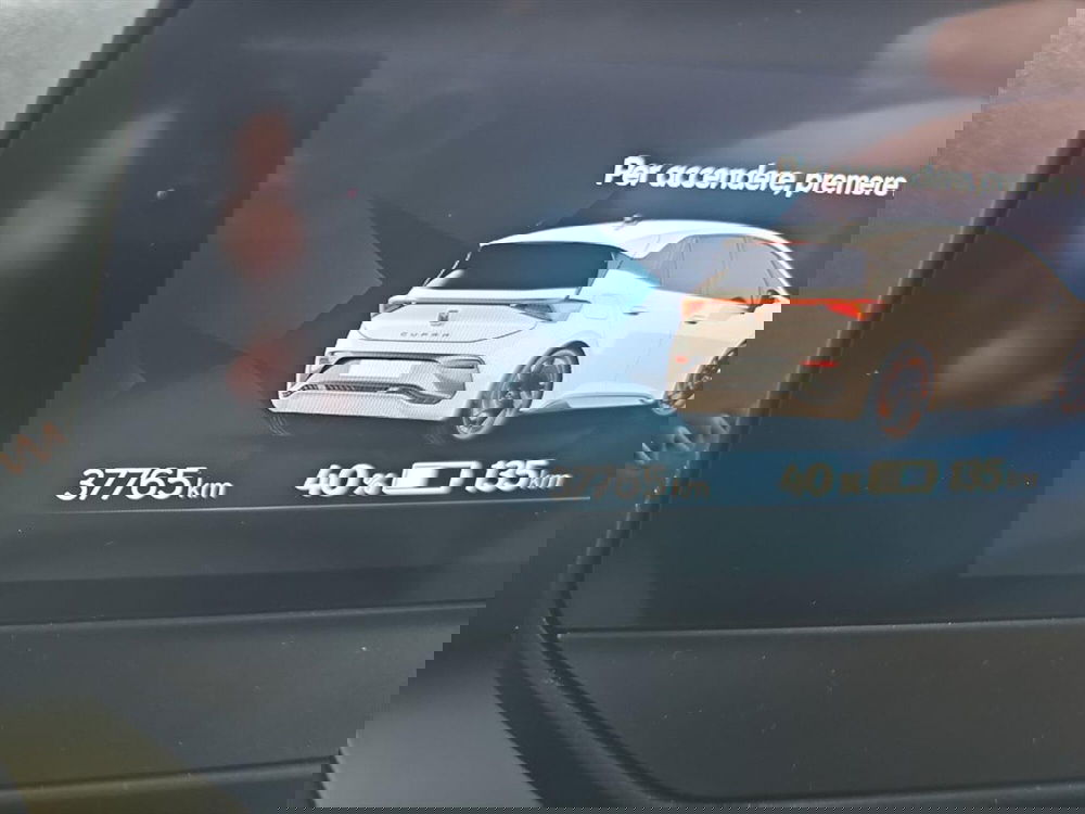 Cupra Born usata a Lecco (13)