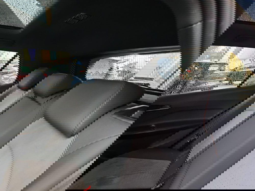 Cupra Born usata a Lecco (9)