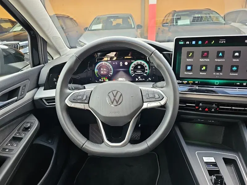 Volkswagen Golf usata a Lecco (10)