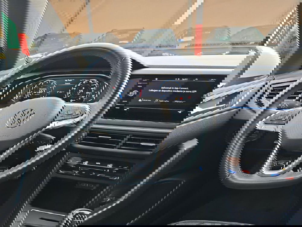 Volkswagen Taigo usata a Lecco (10)