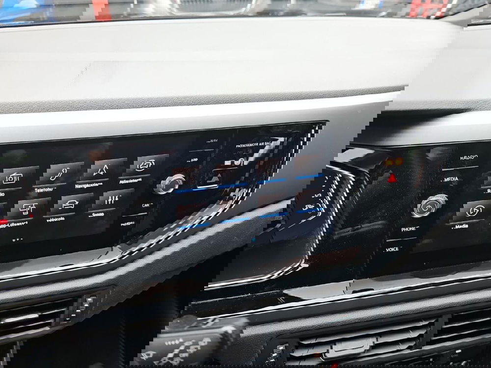 Volkswagen Taigo usata a Lecco (14)