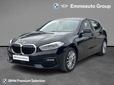 BMW Serie 1 116d 2.0 116CV cat 5 porte Attiva DPF del 2022 usata a Lecce