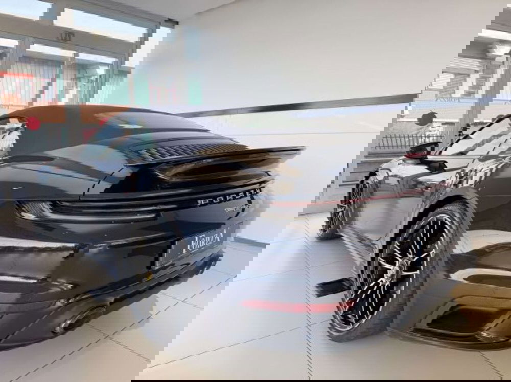 Porsche 911 Cabrio usata a Torino (11)