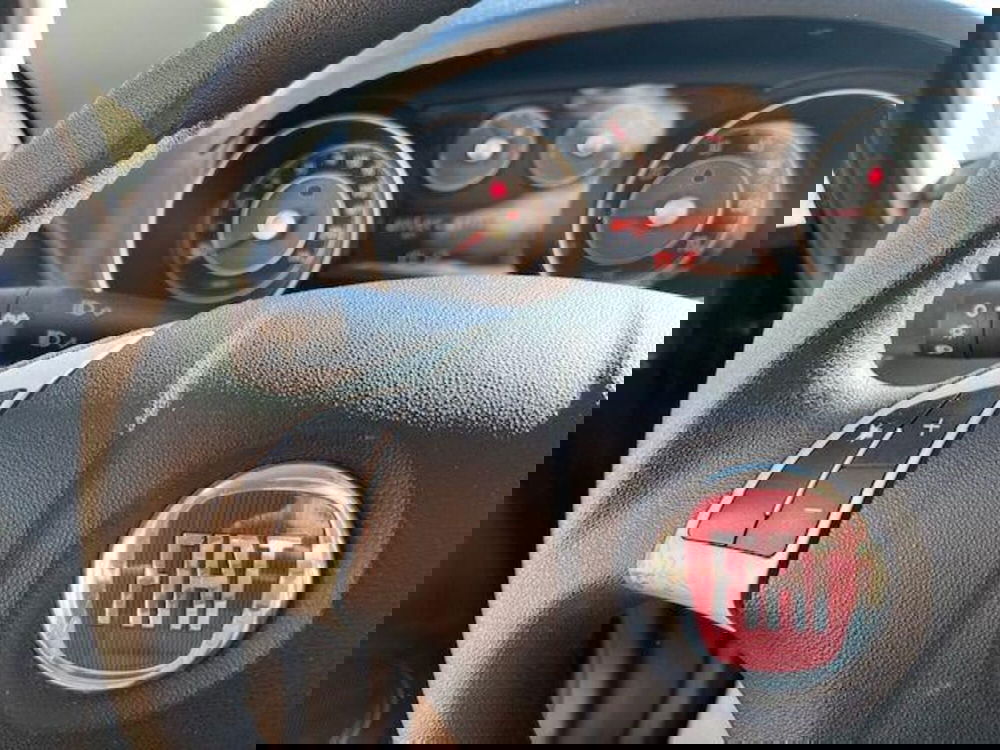 Fiat Punto usata a Verbano Cusio Ossola (17)