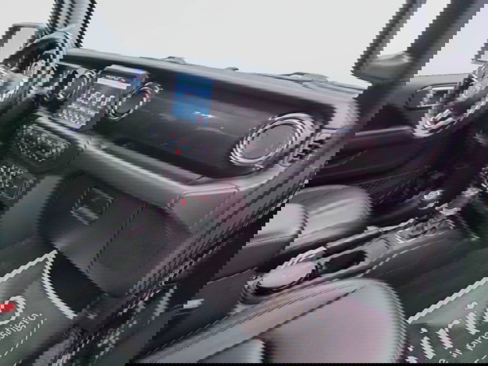 Jeep Wrangler Unlimited usata a Teramo (15)