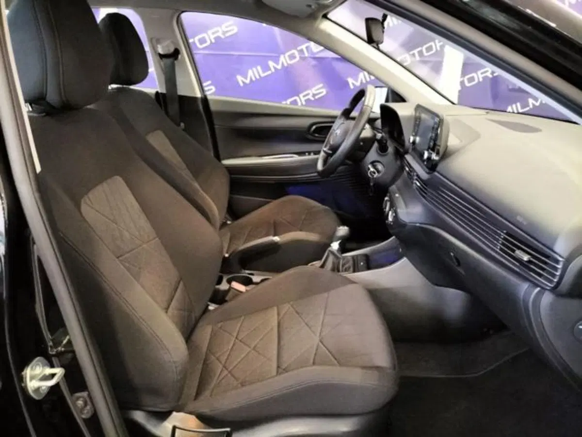 Hyundai Bayon usata a Messina (11)