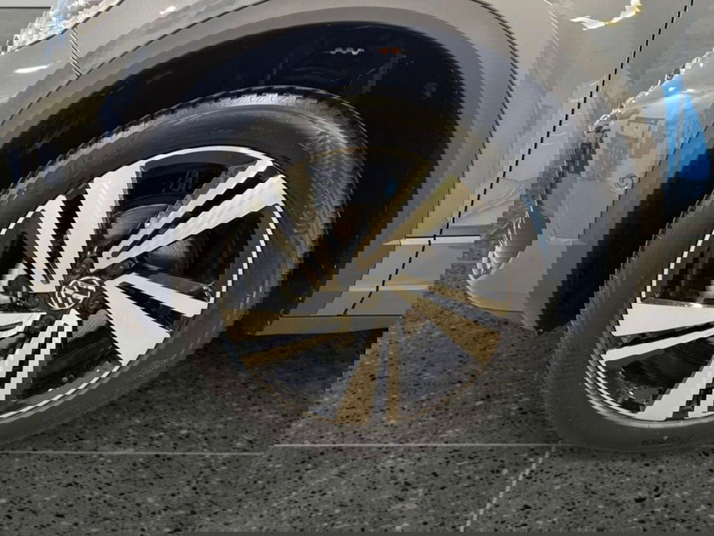 Volkswagen T-Roc nuova a Ravenna (6)