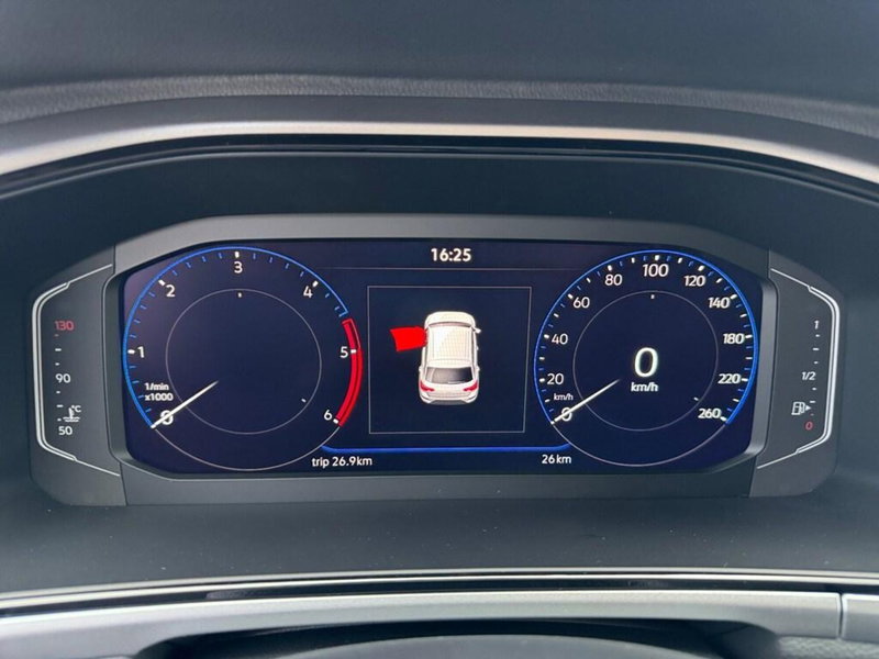 Volkswagen T-Roc nuova a Ravenna (13)