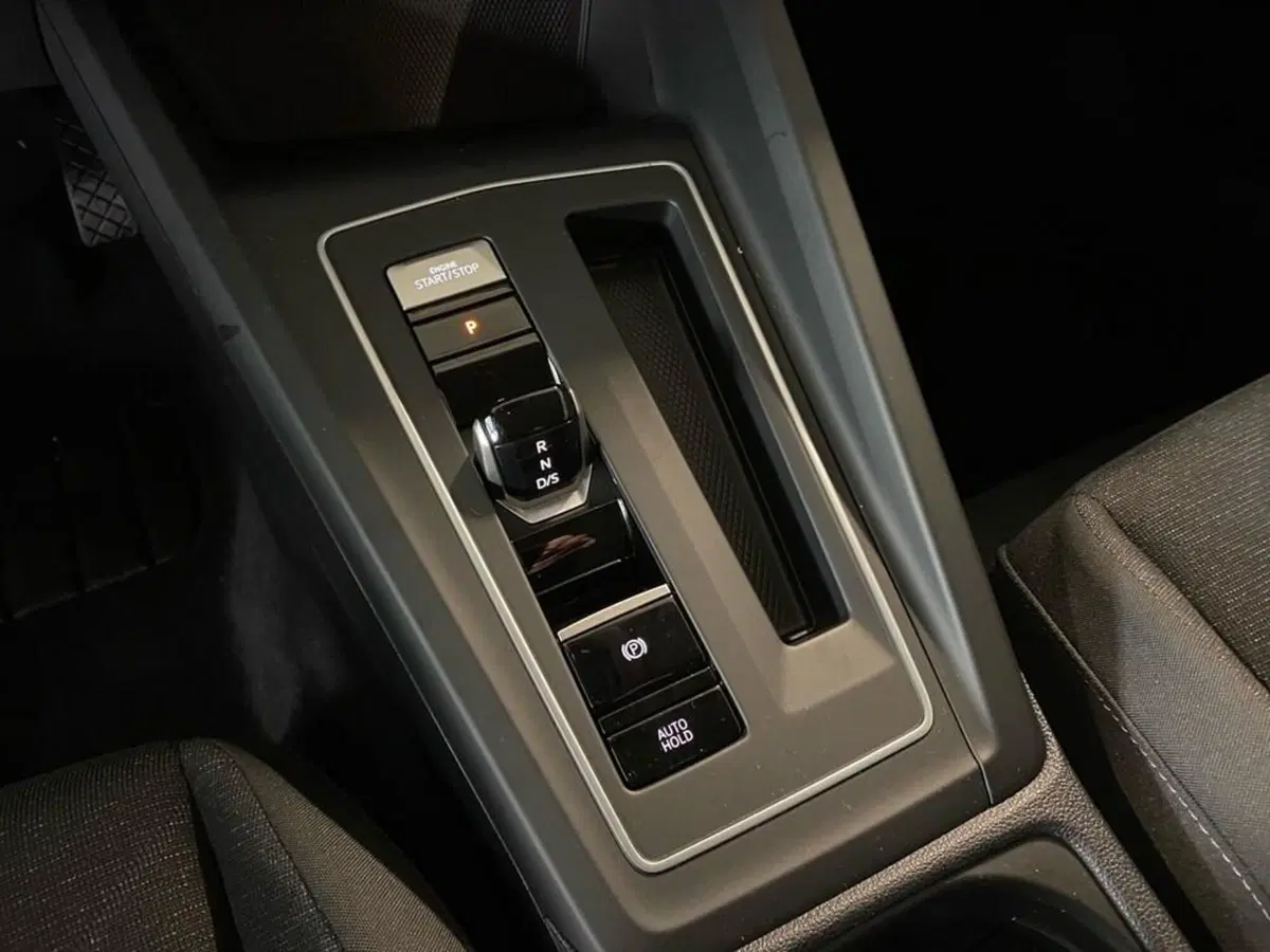 Volkswagen Golf Variant usata a Torino (11)