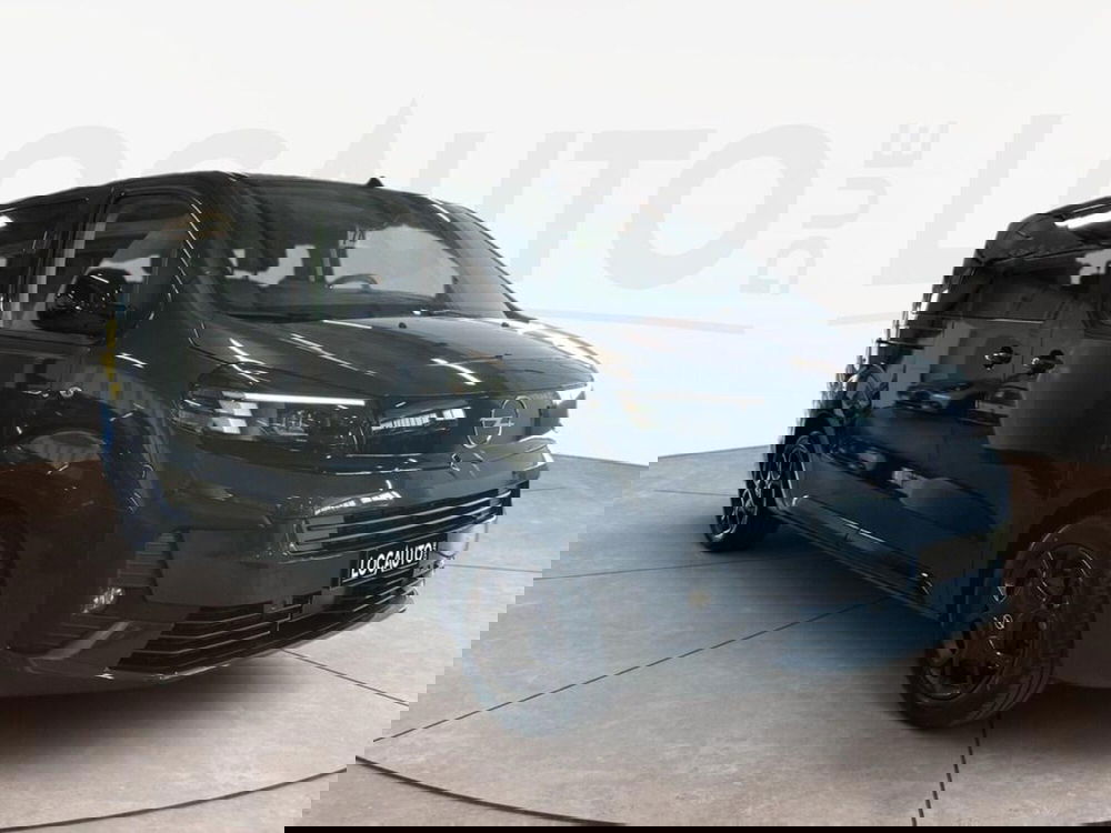 Opel Zafira nuova a Torino (3)