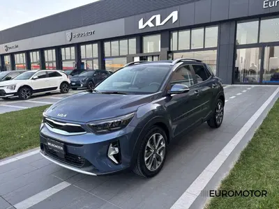 Kia Stonic 1.0 t-gdi mhev Style Special Edition 100cv mt del 2023 usata a Modugno