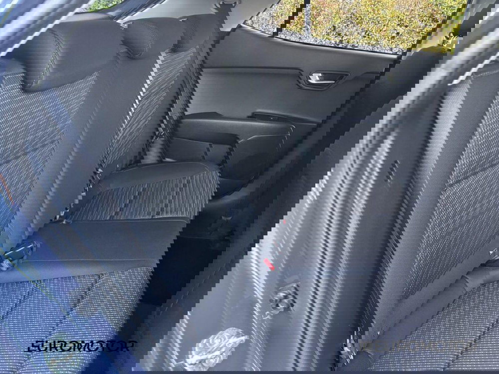 Kia Stonic usata a Bari (11)