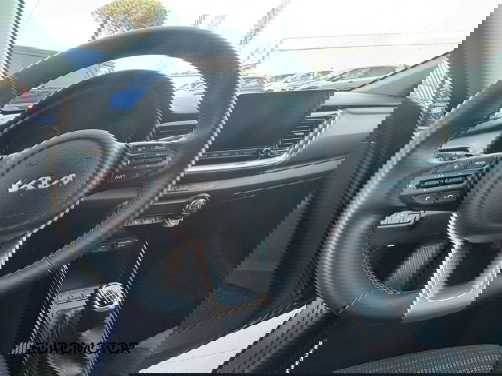Kia Stonic usata a Bari (14)