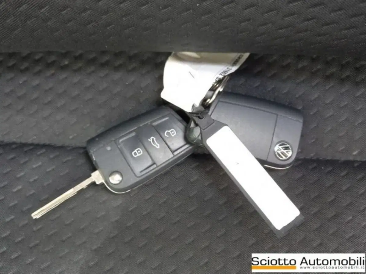 Volkswagen Polo usata a Messina (20)