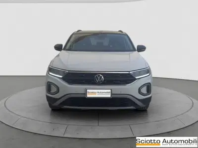 Volkswagen T-Roc 1.0 TSI Life del 2022 usata a Messina