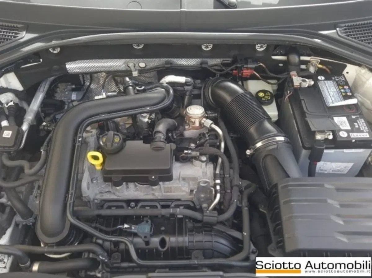 Volkswagen T-Roc usata a Messina (18)