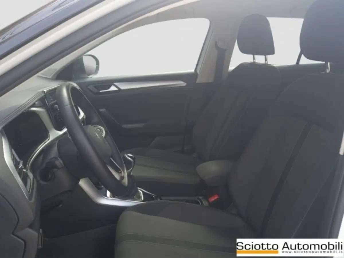 Volkswagen T-Roc usata a Messina (9)