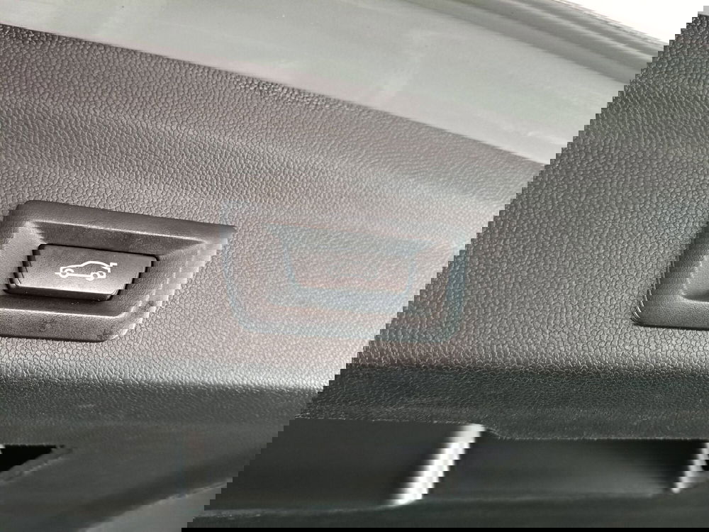 MINI Mini Countryman usata a Ascoli Piceno (17)