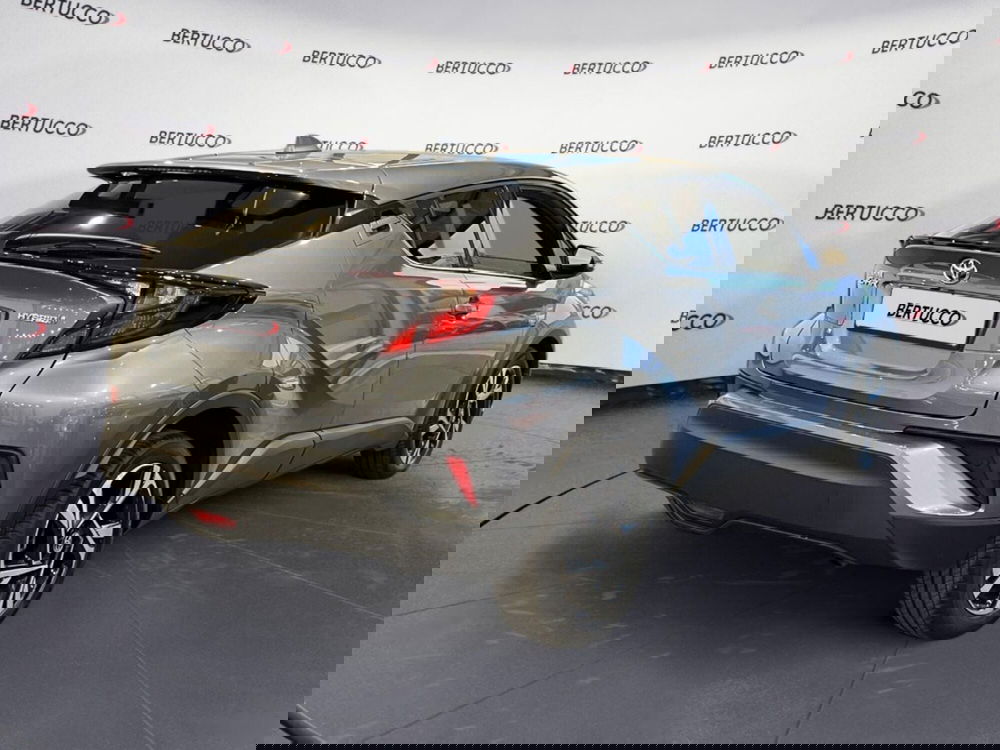 Toyota Toyota C-HR usata a Verona (5)