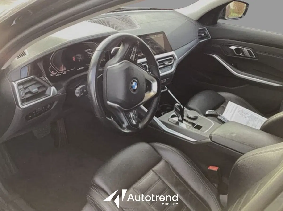 BMW Serie 3 Touring usata a Bari (5)