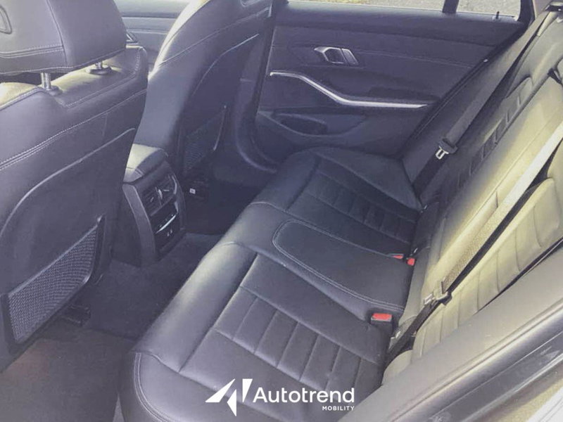 BMW Serie 3 Touring usata a Bari (8)