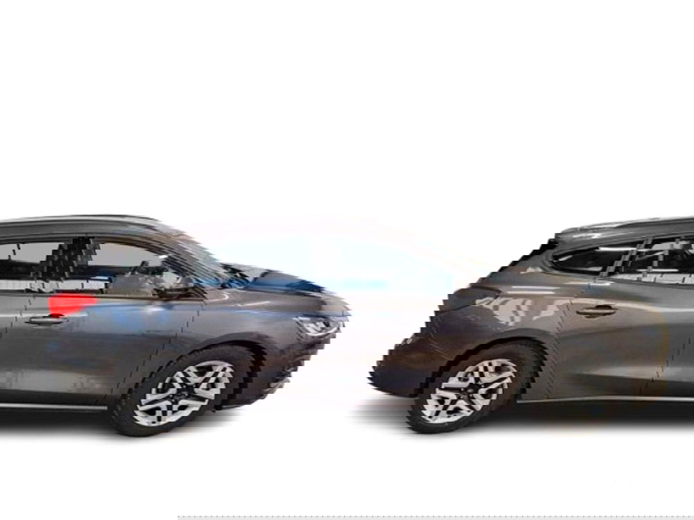 Ford Focus Station Wagon usata a Bari (5)