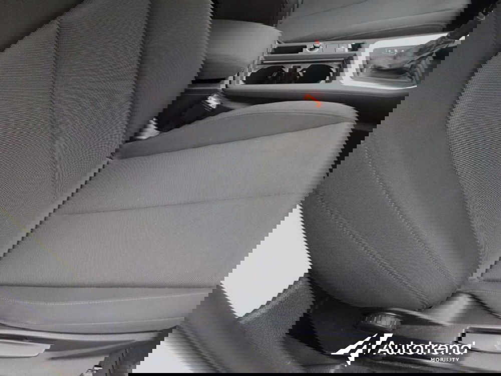 Audi Q3 Sportback usata a Bari (17)