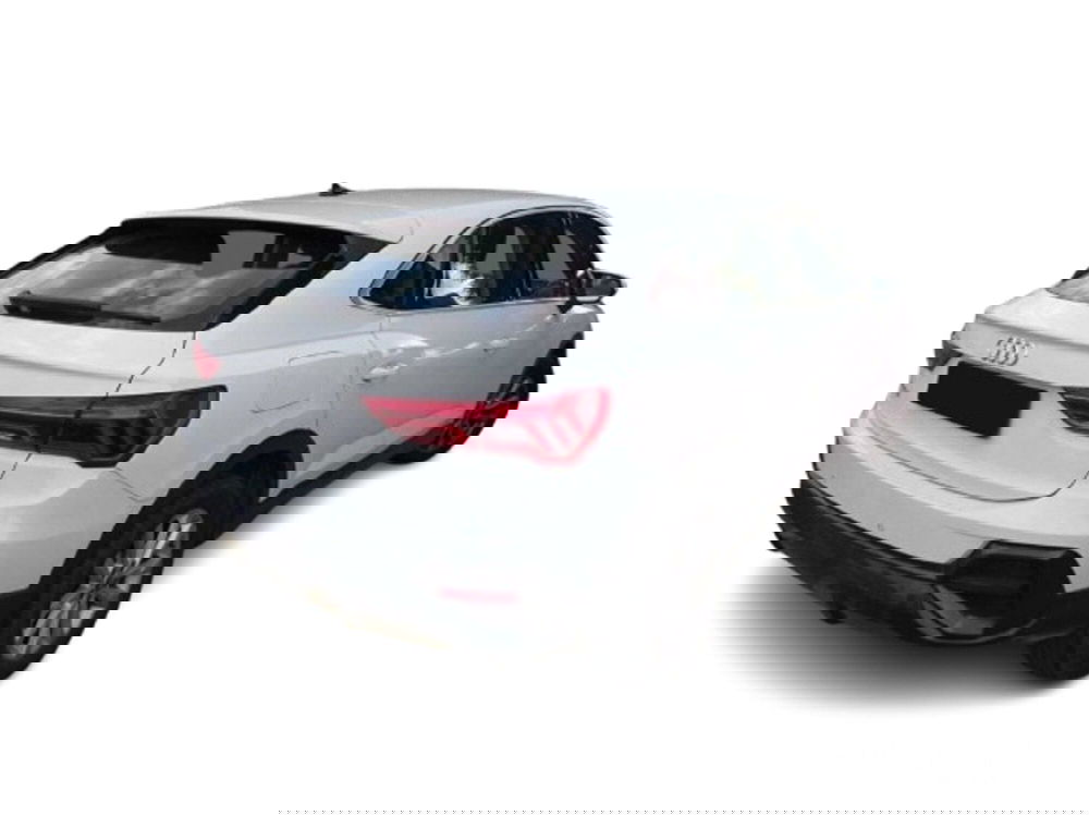 Audi Q3 Sportback usata a Bari (3)