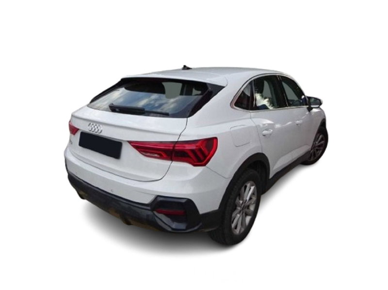 Audi Q3 Sportback usata a Bari (3)