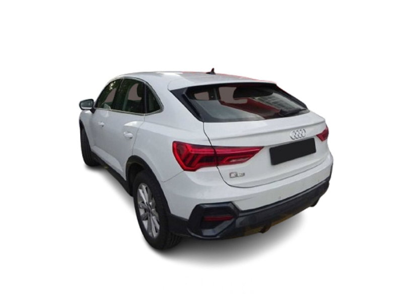 Audi Q3 Sportback usata a Bari (4)