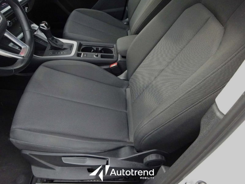 Audi Q3 Sportback usata a Bari (5)