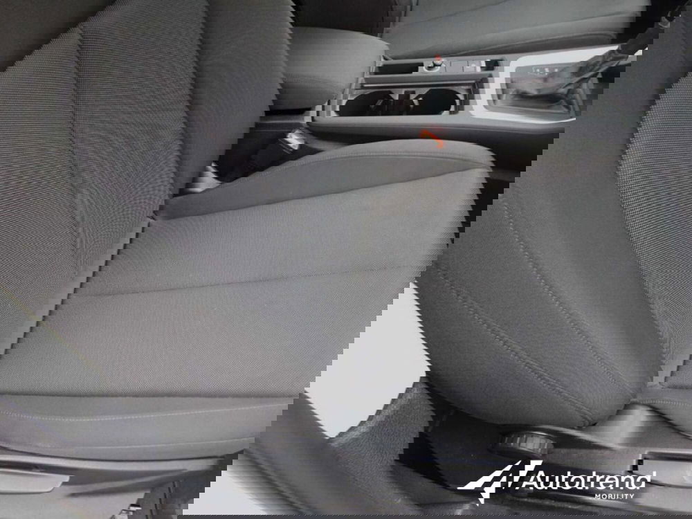 Audi Q3 Sportback usata a Bari (6)