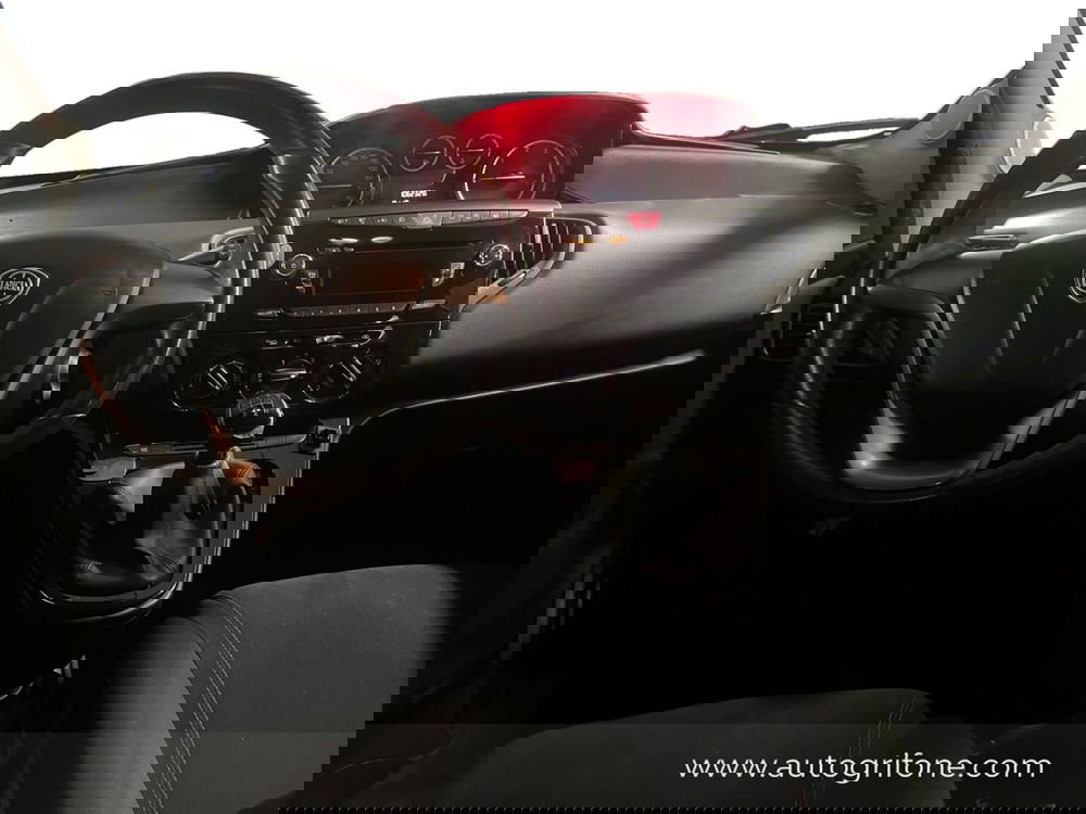 Lancia Ypsilon usata a Modena (10)