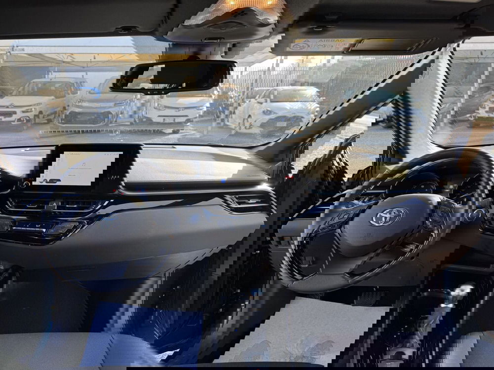 Toyota Toyota C-HR usata a Como (8)