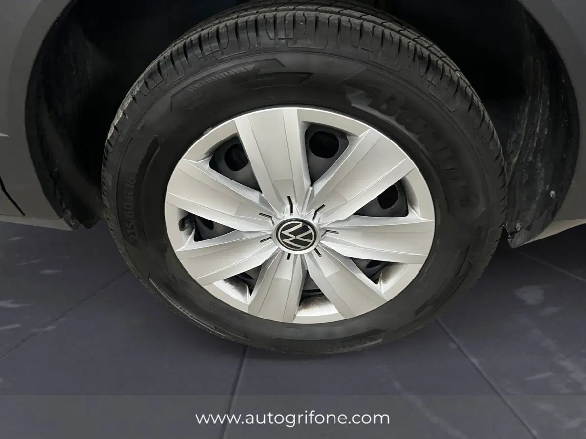 Volkswagen T-Roc usata a Modena (14)