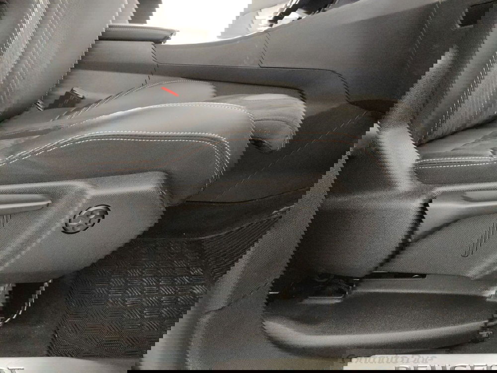 Peugeot 3008 usata a Caserta (10)