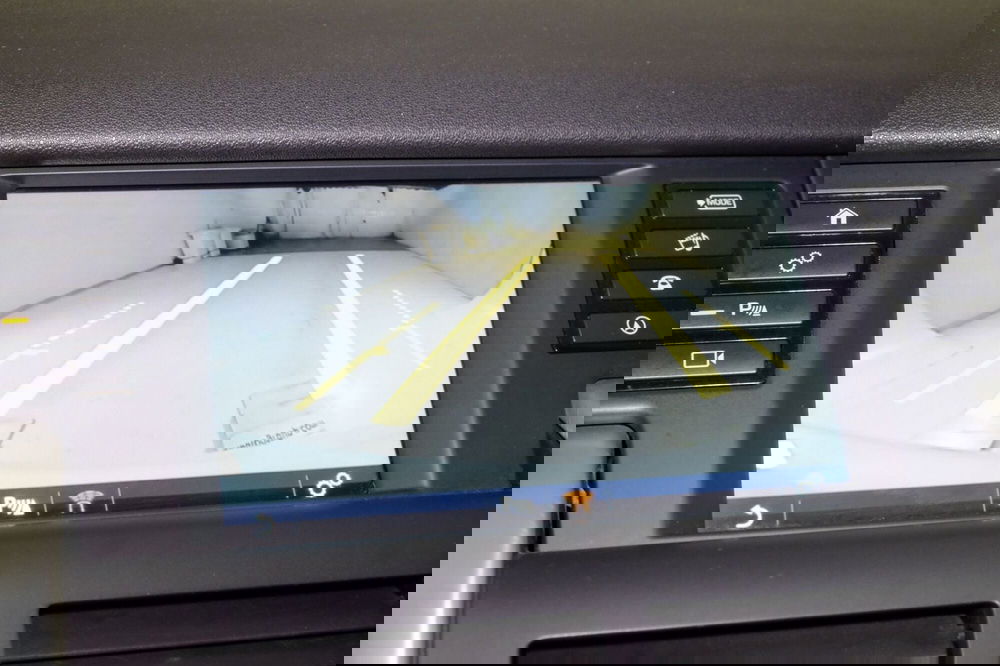 Land Rover Discovery Sport usata a Torino (16)