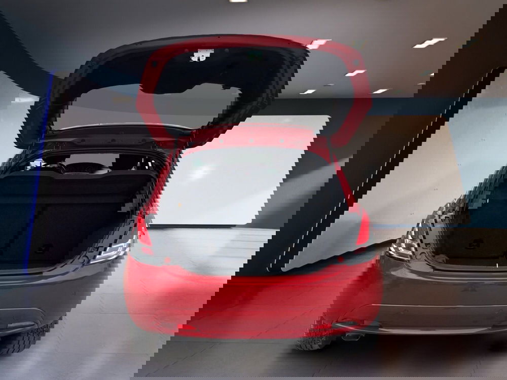 Lancia Ypsilon usata a Torino (7)