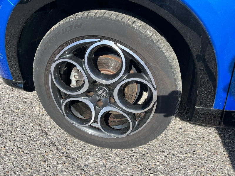 Alfa Romeo Tonale usata a Milano (7)